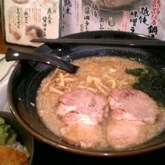 新潟進化系ラーメン 俺たち越後や 門前仲町店の画像