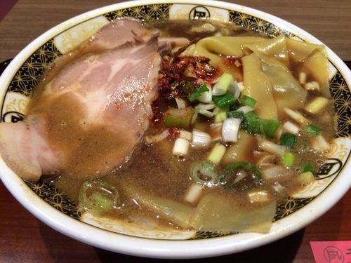 「すごい煮干ラーメン ￥８２０」@すごい煮干ラーメン 凪 秋葉原UDX店の写真