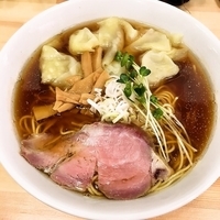 ワンタン麺（醤油）