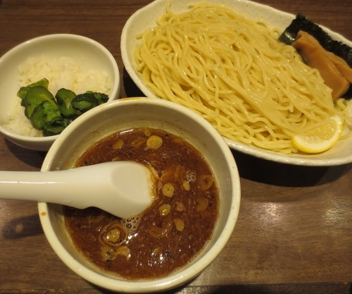 「つけ麺（大）＋ライス　580円※お試しセール中」@麺達 うま家の写真