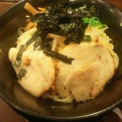 ラーメン四天王 藤沢南口本通り店の画像