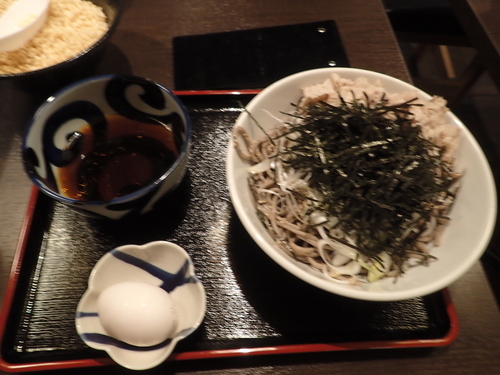 「冷たい肉蕎麦(870円)」@蕎麦ちばからの写真