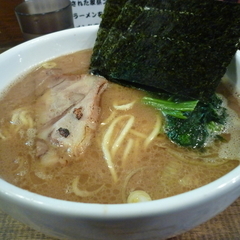 超進家系ラーメン 弘家の画像