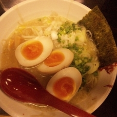 つけめん 琥珀の画像