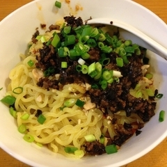 四川家庭料理 珍々の画像