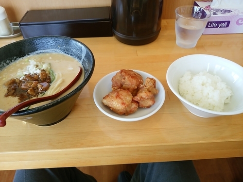 「きんとうん麺(並盛・150g)750円」@きんとうんの写真