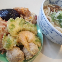 そばうどん名無し(川崎市地方卸売市場南部市場内)の画像