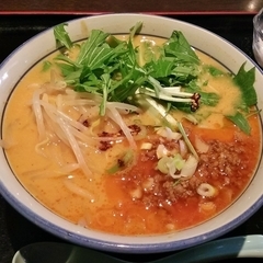 中国雲南酒膳坊 過橋米線 上野店の画像