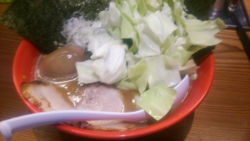 「やばいラーメン（並）+全部乗せトッピング」@圭一屋 本店の写真