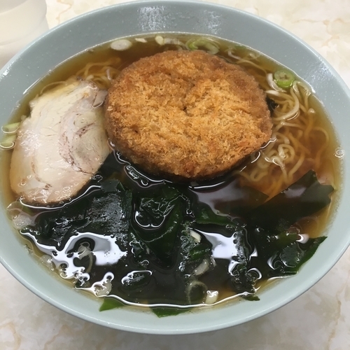 「メンチらーめん」@立喰 新角の写真