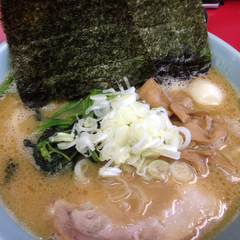 横浜家系ラーメン 清六家 東京大山アジトの画像