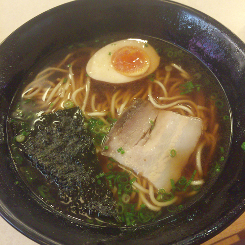 「荒ぶし醤油ラーメン　330円+税」@はま寿司 太田浜町店の写真