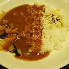 トップス エキュート大宮店の画像