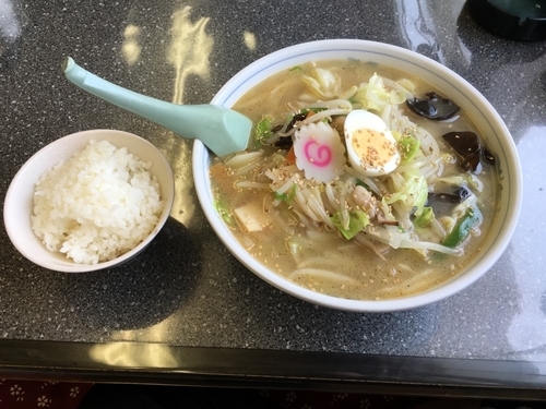 「タンメン＋無料半ライス」@てんぐらーめん 甲府後屋店の写真