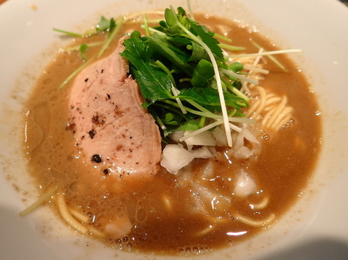 「濃厚 烏賊煮干中華そば 醤油＋そのまま食べられる替」@麺屋 ねむ瑠の写真