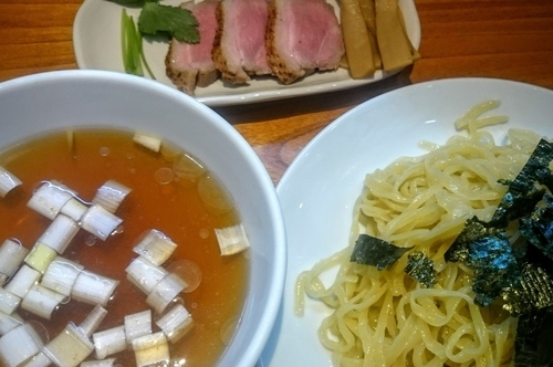 「冷やし鴨ざるらぁめん（限定）」@神田らぁめん 悠 HARUKAの写真