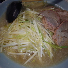 ニューラーメンショップ ドモンの画像