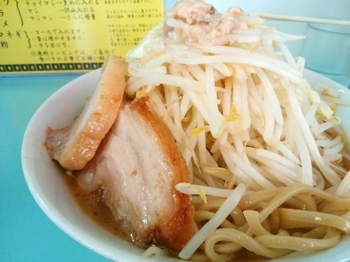 「ラーメン（野菜ちょい増し、アブラ、玉葱）」@らーめん☆王子の写真