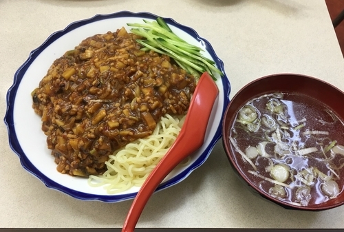 「ジャージャーメン 800円」@鶴廣の写真