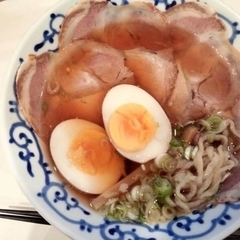 支那そばや 月やの画像