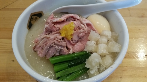 「冷やし真鯛らーめん雑炊セット(1000円)＋味玉(100円)」@真鯛らーめん 麺魚の写真