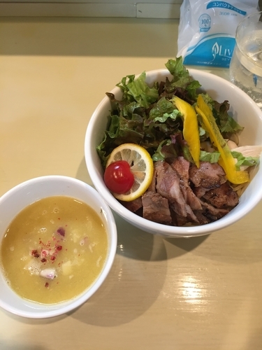 「チャーシュー鶏つけめん」@らーめん コッコの写真