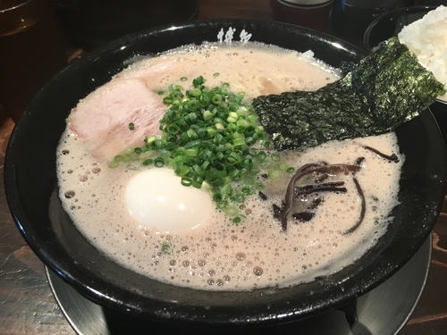「味玉ラーメン＋白ご飯」@博多一双 中洲店の写真