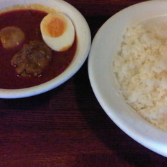 タイカリー ピキヌーの画像