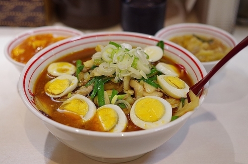 「麻辣麺780円+クーポンスラタマ+プチスープ+プチマーボー丼」@蒙古タンメン 中本 渋谷店の写真
