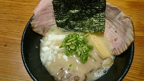 「塩とんこつチャーシュー麺」@らー麺 鉄山靠 瀬田本店の写真