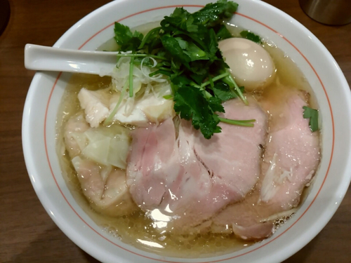 「特撰ラーメン白1000円」@八咫烏の写真