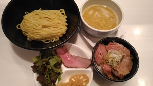 「つけそば（並）＋炙りﾁｬｰｼｭｰ丼」@麺や 彩～iro～の写真