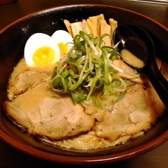 つけ麺本舗 辛部 浦添店の画像