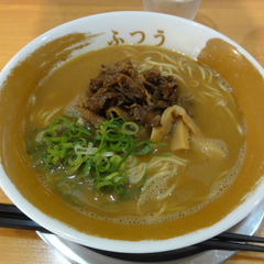 東大 関大前店の画像