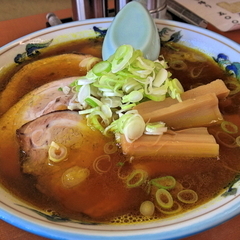 ラーメンともえの画像