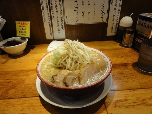 「麺少なめ玉子付 780円」@らーめん バリ男 新橋本店の写真