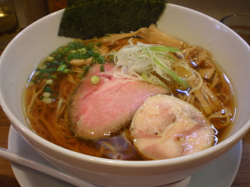 「醤油らーめん　大盛　８００円」@Trigo(トリーゴ)の写真