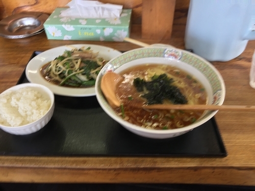 「ニラレバ炒めセット」@中華料理 ら～めんまるいの写真