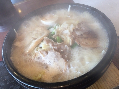 「焦がし焼豚麺(塩)」@石焼らーめん 火山 春日部店の写真