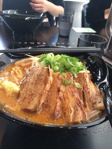 「豚骨味噌ラーメン」@麺屋白虎 甲府店の写真