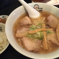 坂内ラーメン＋半ライス