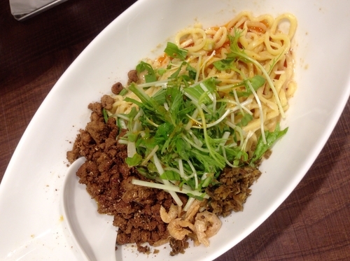 「つゆ無し担担麺」@四川担担麺 阿吽 北浦和店の写真