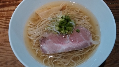 「しおらーめん」@町田汁場 しおらーめん 進化の写真