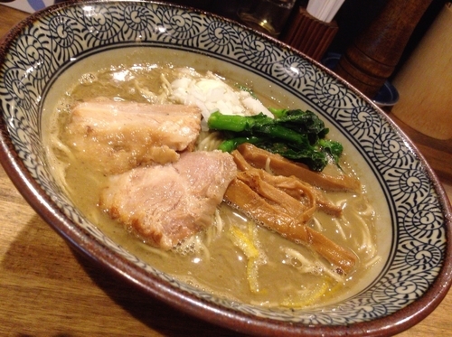 「煮干白湯そば」@煮干し中華そば 一剣の写真