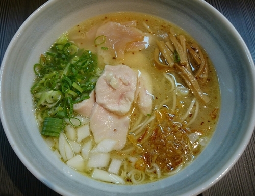 「【限定】丹波黒どりのパイタンSOBA」@柳麺 呉田-goden-の写真