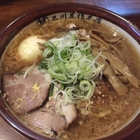 すみれ風味噌ラーメン