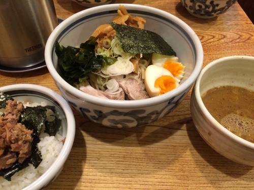 「ちゃーしゅーごはんセットでつけ麺に味玉メンマ」@こうかいぼうの写真