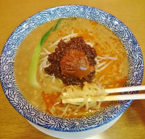 「坦坦麺＋赤玉 1020円」@浅草坦坦亭の写真