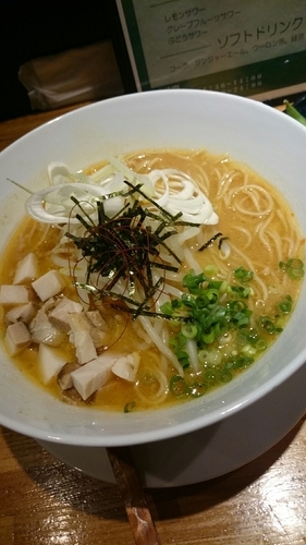 「味噌らぁめん(小辛)中細麺  ９００円」@麺や 流れ星の写真