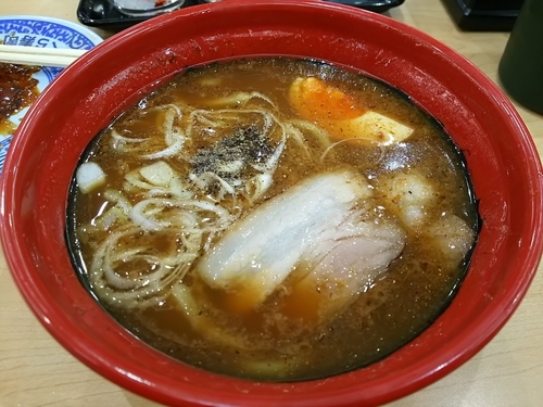 「豚骨らーめん」@無添 くら寿司 松本渚店の写真